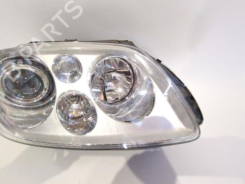 Right headlight VW TOURAN (1T1, 1T2) 2.0 TDI 16V | BP27718842C29 