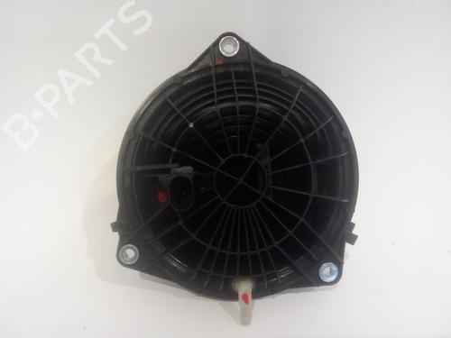 Tailgate handle VW PASSAT B8 (3G2, CB2) 1.4 TSI | BP38085256C132 - Image 2