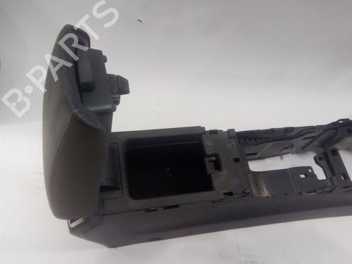 Armrest / Center console RENAULT MEGANE IV Hatchback (B9A/M/N_) 1.6 dCi 130 (B9A4) | BP30157484I20