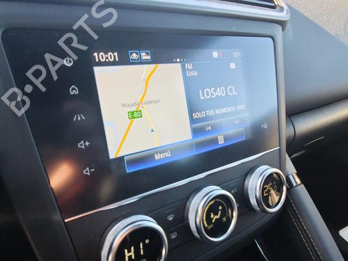 display-monitor-renault-kadjar-ha_-hl_-2015-33735864 main image