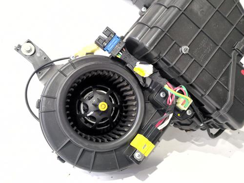 Heater matrix box RENAULT TRAFIC III Bus (JG_) | BP31996878M61