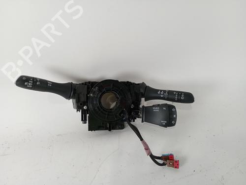 Used Switch RENAULT MEGANE IV Hatchback (B9A/M/N_) 1.3 TCe 140 (B9NB) (140 hp) 13501902
