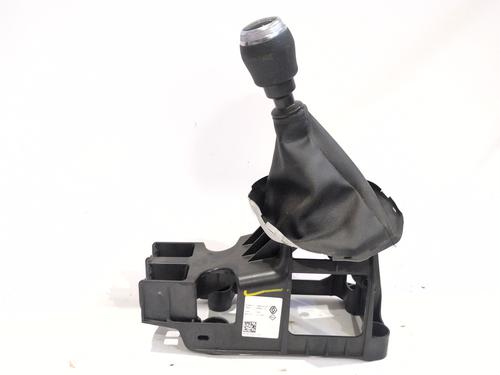 gear-lever-dacia-bigster-2024-36115914 main image
