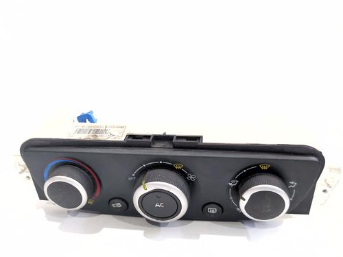 Used Climate control Climate control 37150695 37150695