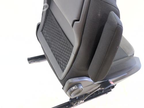Left front seat CITROËN C4 Picasso II 1.2 THP 130 | BP38176498C15 - Image 4
