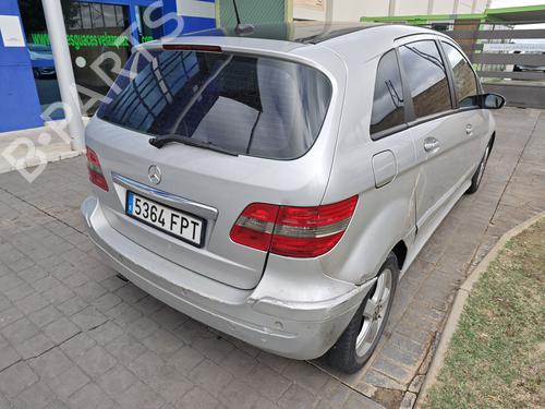 Grille MERCEDES-BENZ B-CLASS Sports Tourer (W245) B 180 CDI (245.207) | BP24104789C40 