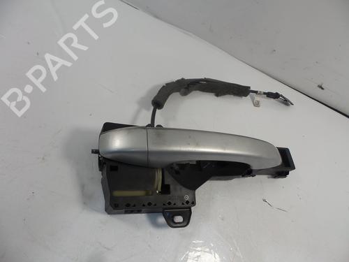 Høyre foran utvendig håndtak RENAULT MEGANE IV Hatchback (B9A/M/N_) 1.2 TCe 130 (B9MR) (130 hp) 18084819
