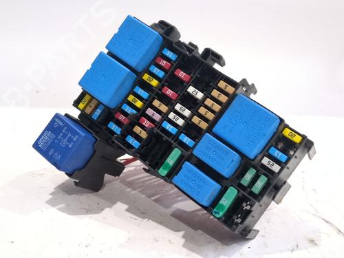 Used Fuse box RENAULT CAPTUR I (J5_, H5_) 1.5 dCi 90 (J5N4, J5M5, J5MW, J5M6, J5AL, J5AJ) (90 hp) 30934624