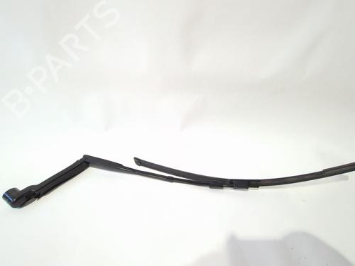 Used Front windshield wiper arm MAZDA MX-5 IV (ND__) 2.0 (ND6E, NDERC) (184 hp) 30702204