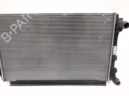 Used Water radiator VW GOLF VII Variant (BA5, BV5) [2013-2022]  28140647