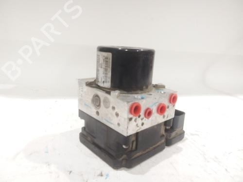 Used ABS pump VOLVO V40 Hatchback (525) D2 (120 hp) 23137190