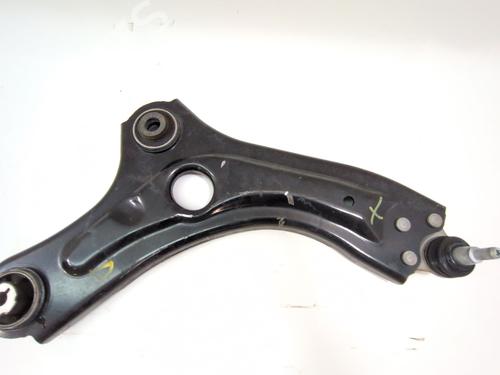 Bras de suspension avant droit DACIA DUSTER (PYM_, PYN_) 1.2 TCe 130 (131 hp) 30702169