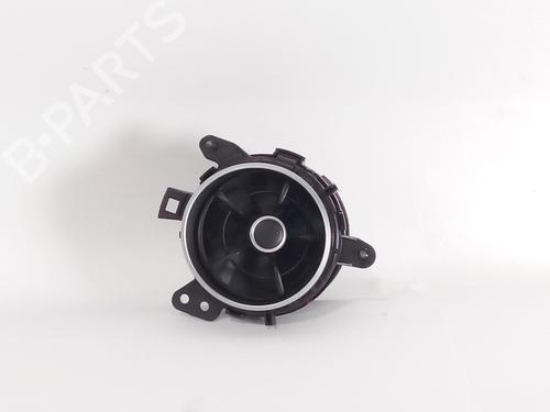 Air vent TOYOTA AURIS Estate (_E18_) 1.8 Hybrid (ZWE186_) (136 hp) 17818740