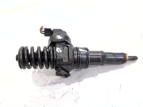 injector-vw-passat-b55-3b3-2000-2001-2002-2003-2004-2005-38325491 main image