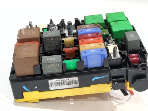 Used Fuse box PEUGEOT RIFTER 1.6 HDi 92 (92 hp) 28140531