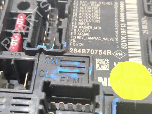 Fuse box RENAULT CLIO V (B7_) | BP39956643E1 - Image 2