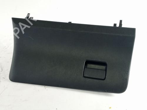 Used Glove box TOYOTA YARIS (_P13_) 1.5 Hybrid (NHP130_, NHP130) (101 hp) 17817231