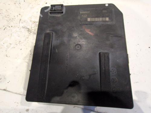 Used Fuse box RENAULT SCÉNIC II (JM0/1_) 1.9 dCi (JM14) (131 hp) 24622281