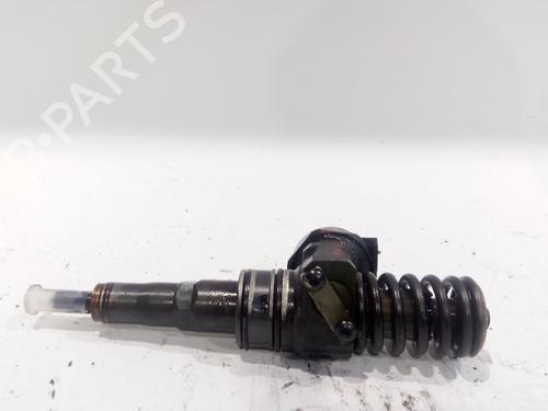 Used Injector SEAT ALTEA (5P1) 1.9 TDI (105 hp) 21131402