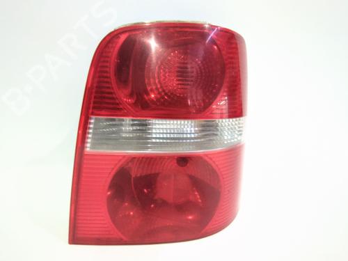 Right taillight VW TOURAN (1T1, 1T2) 2.0 TDI 16V | BP27718838C35 