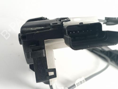 Front left lock PEUGEOT 2008 II (UD_, US_, UY_, UJ_, UR_, UC_) 1.5 BlueHDI 110 (UDYHSK) | BP17816489C98 