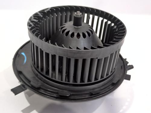 Ventilator motor AUDI A3 Sportback (8YA, 8YF) 30 TDI (116 hp) 24573319