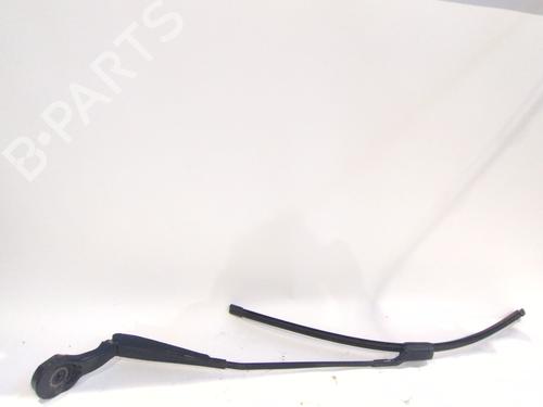 front-windshield-wiper-arm-renault-espace-v-jr_-2015-2016-2017-2018-2019-2020-2021-2022-2023-31579662 main image