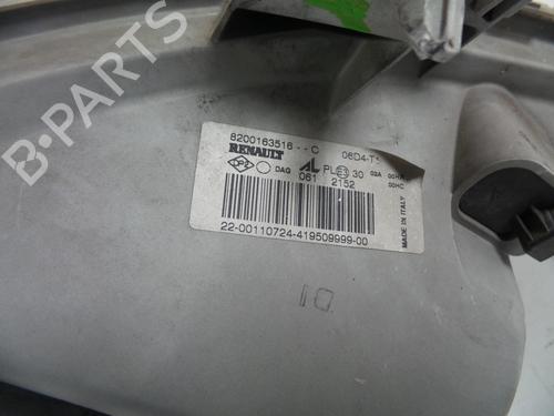 Faro izquierdo RENAULT MASTER II Van (FD) 2.5 dCi 100 (FD0U, FD0V, FD3U, FD3V, FD8U, FD8V) | BP24699928C28 