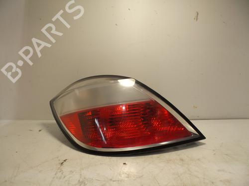 Used Left taillight OPEL ASTRA H (A04) [2004-2014]  17913336