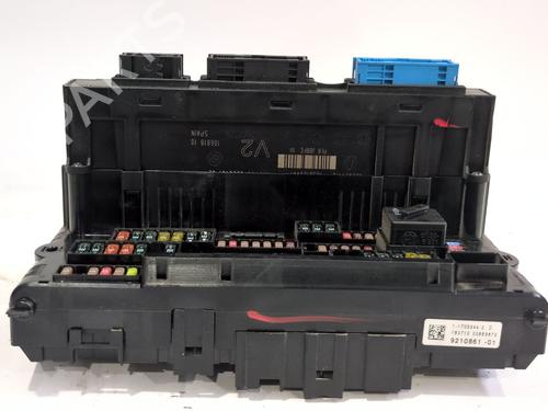 Used Fuse box BMW 5 (F10) 520 d (163 hp) 28808647