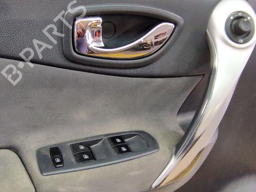 Left front door RENAULT KOLEOS I (HY_) 2.0 dCi 4x4 (HY0K) | BP28036757C2 