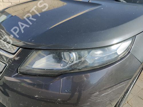 Phare gauche CHEVROLET VOLT EV 150 (151 hp) 32343221