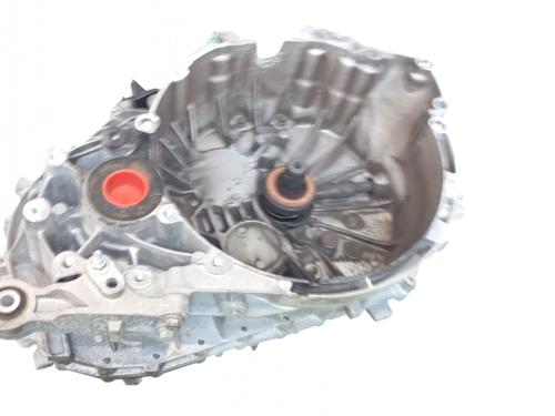 Used Gearbox VOLVO V40 Hatchback (525) D2 (120 hp) 22564411