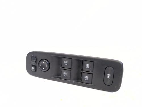 Used Left front window switch Left front window switch RENAULT CAPTUR II (HF_) TCe 100 (HFMT) (101 hp) 35944132 35944132