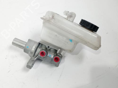 Used Brake master cylinder RENAULT LAGUNA III (BT0/1) 2.0 dCi (BT07, BT0J, BT14, BT1A, BT1S) (131 hp) 17817081