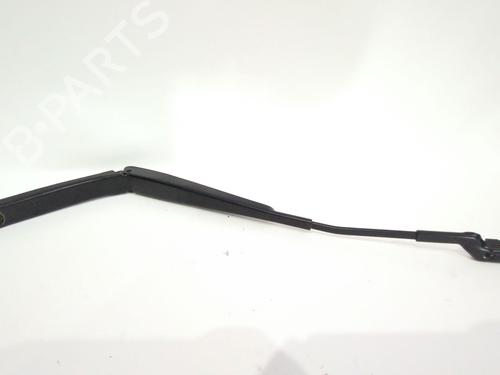 Used Front windshield wiper arm SEAT ATECA (KH7, KHP) [2016-2025]  27541464