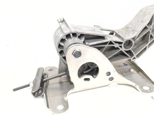 Parkbremsarm/handtak RENAULT MEGANE IV Hatchback (B9A/M/N_) 1.2 TCe 130 (B9MR) | BP30478369I18