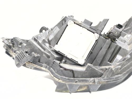 Right headlight MITSUBISHI COLT VII Hatchback (VB_) | BP31921106C29