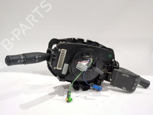 Used Switch RENAULT MEGANE II (BM0/1_, CM0/1_) 1.9 dCi (BM0G, CM0G) (120 hp) 30458841