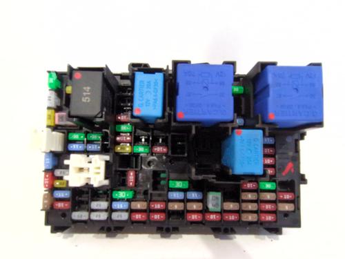 Used Fuse box Fuse box 37408423 37408423