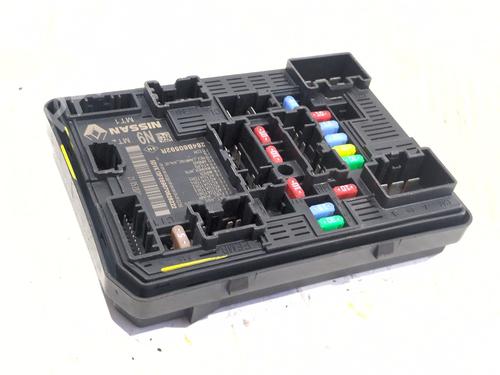 Used Fuse box Fuse box RENAULT MEGANE IV Saloon [2016-2026] 34051798 34051798