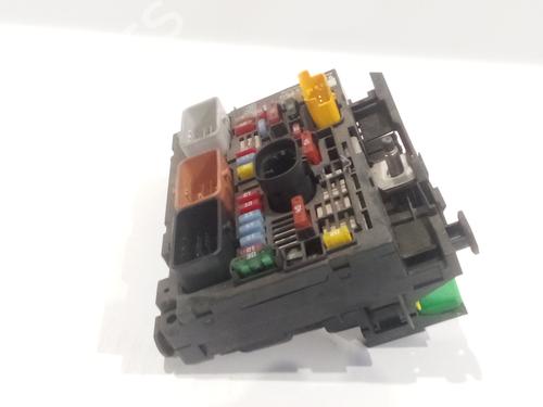 Fuse box PEUGEOT 407 (6D_) 2.0 HDi 135 (6DRHRH, 6DRHRE, 6DRHRG, 6DRHRJ) | BP21668374E1 