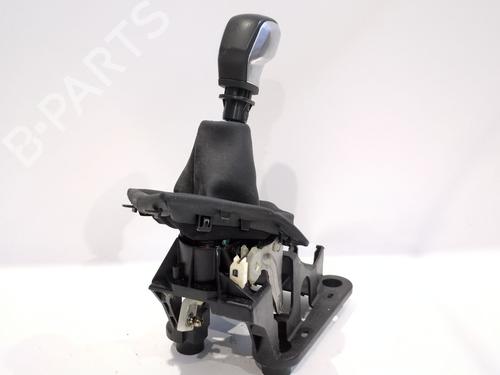 Gear lever PEUGEOT 208 I (CA_, CC_) 1.2 PureTech 82 | BP25036870M90