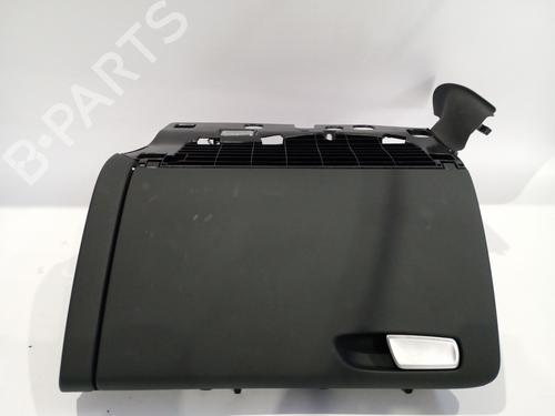 Handskerum AUDI A4 B8 Avant (8K5) [2007-2017]  17822211