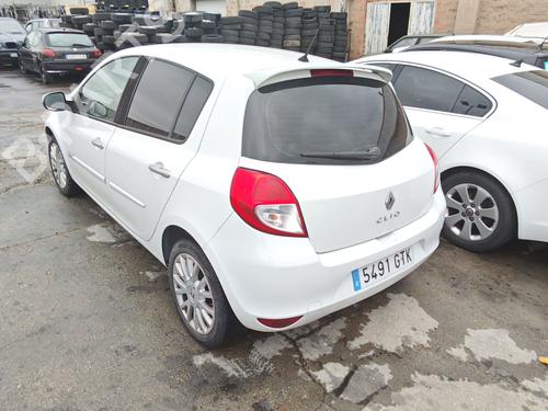 Brukte deler til RENAULT CLIO III (BR0/1, CR0/1) 1.5 dCi (BR17, CR17) (86 hp) 4379793