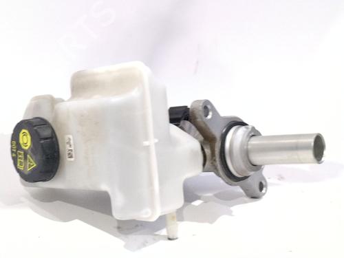 Brake master cylinder SEAT ATECA (KH7, KHP) 1.0 TSI | BP39246800M77 - Image 3