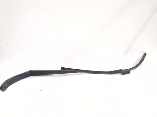 braccio-tergicristallo-anteriore-ds-ds-4-ds-4-crossback-nx_-2015-2016-2017-2018-31308040 main image