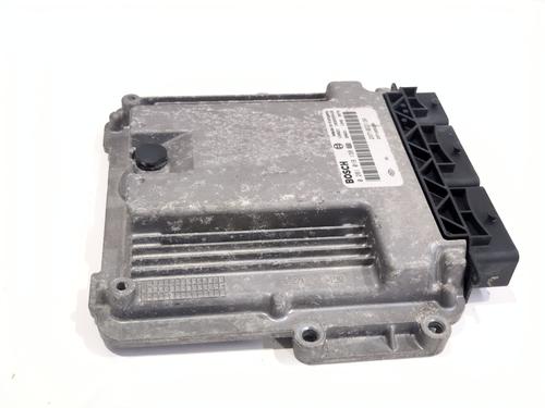 Used Engine control unit (ECU) DACIA LODGY (JS_) 1.5 dCi (90 hp) 30573044