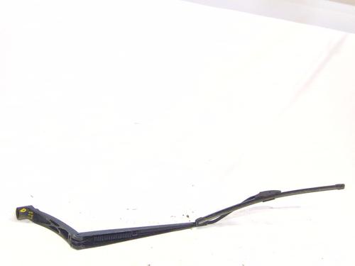 front-windshield-wiper-arm-renault-kadjar-ha_-hl_-2015-33977496 main image