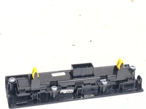 Switch RENAULT KOLEOS II (HC_) | BP37415471I30 - Image 3